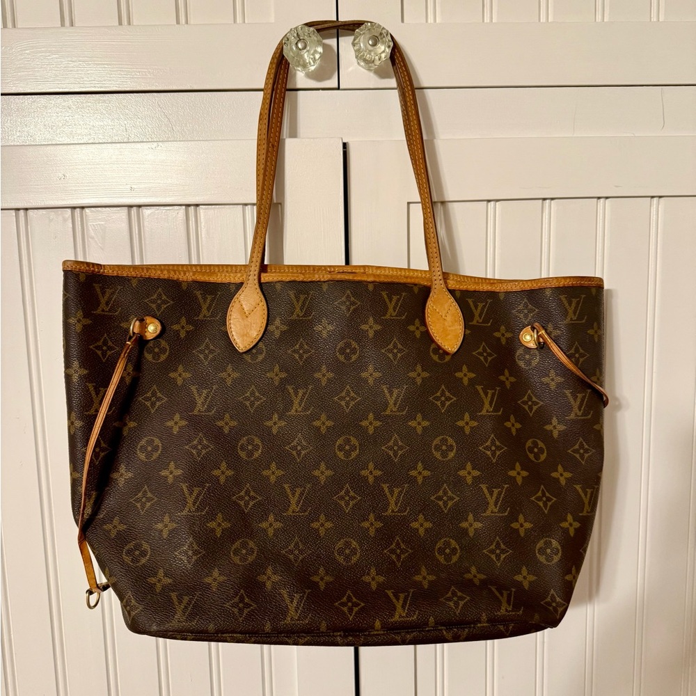 Louis Vuitton Neverfull